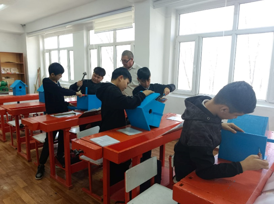 “БІЗ ҚАМҚОРШЫ БОЛАМЫЗ, ҚҰСТАРҒА ҰЯ САЛАМЫЗ!”