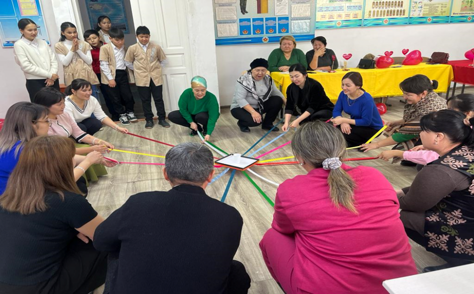 «Отбасы - адам баласының алтын дінгегі» тақырыбы бойынша 8 – сынып оқушыларының ата – аналар жиналысы өтілді.