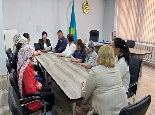 25 мамыр күні өтетін бітіруші түлектерге арналған салтанатты іс-шара жайлы ата-аналарға хабарландыру